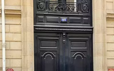 Paris 8E