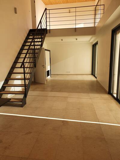 Location maison 6 pièces Aix-en-Provence (13)