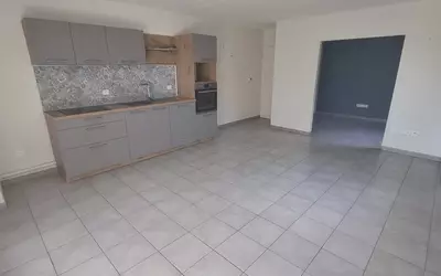 Grande Terrasse, Garage, Cournon-D'auvergne (63800)
