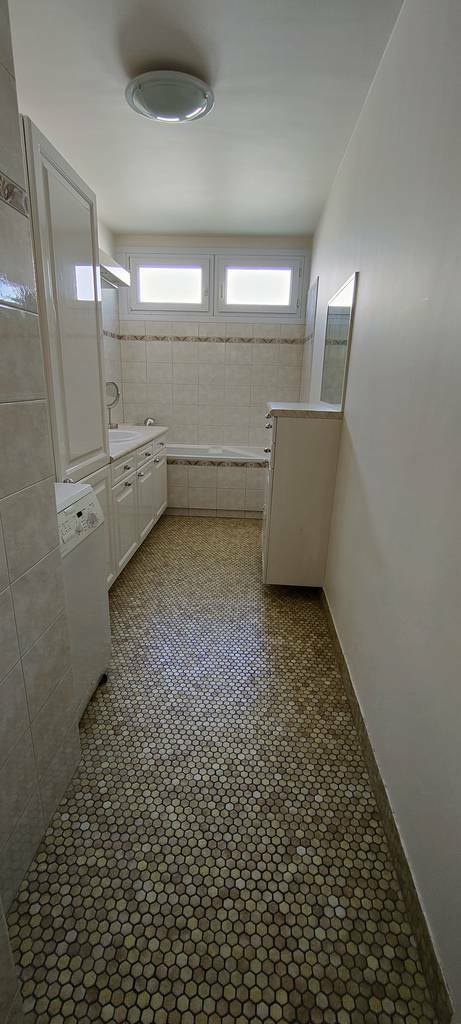 Courbevoie (92400)