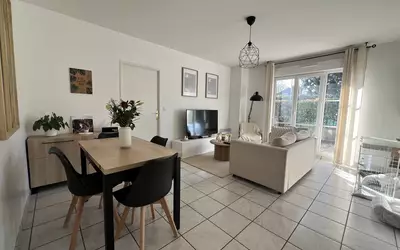 Vaux-Le-Pénil (77000)