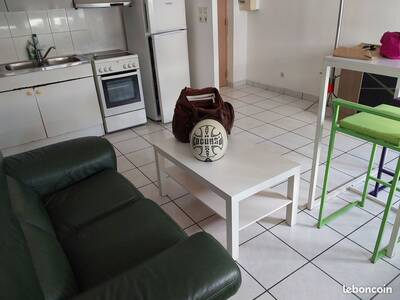 Location appartement 2 pièces Lyon 8e