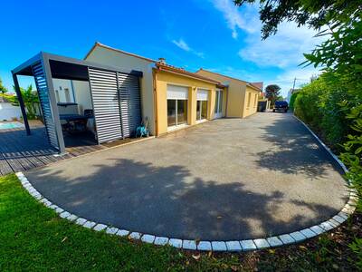 Vente maison 5 pièces Saintes (17100)