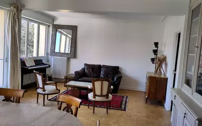 Fontainebleau (77300)