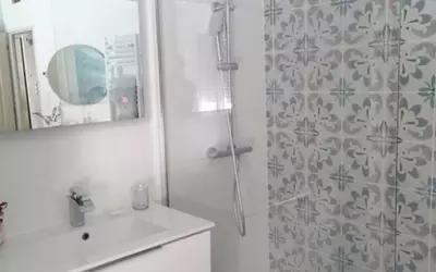 Familiale Neuve Avec Piscine