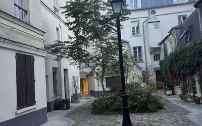 Paris 11E