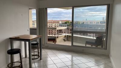 Location appartement studio Courbevoie (92400)