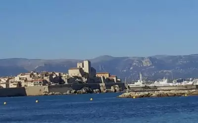 Antibes (06600)