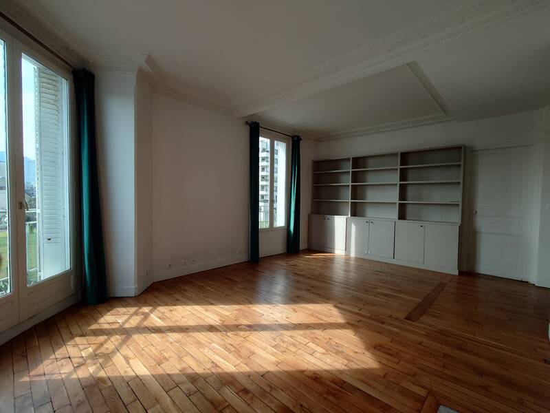 Courbevoie (92400)