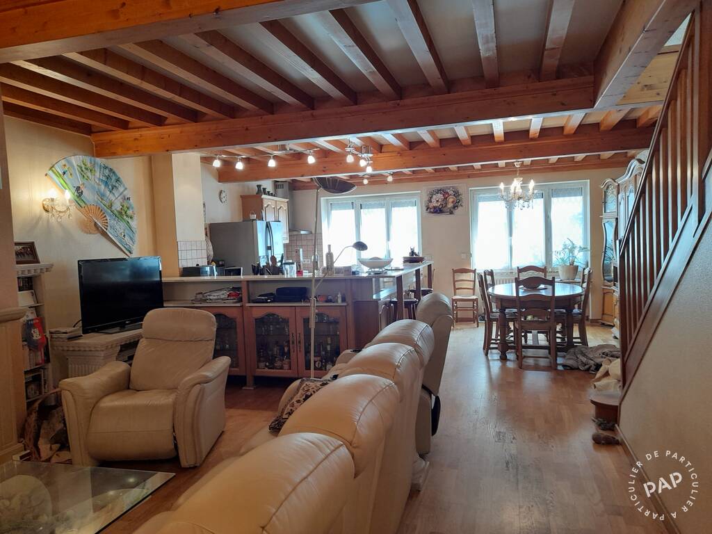 Maison 6 pièces 162 m² · à Poncin · 162 m² · 187 000 €