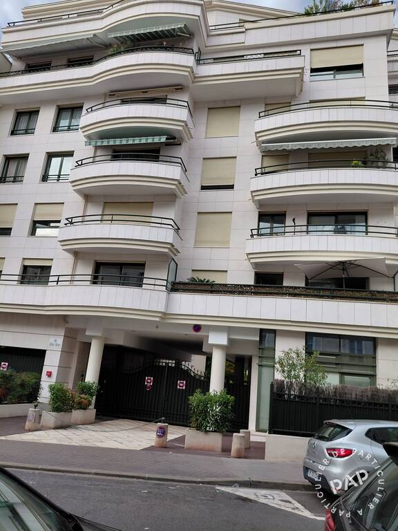 Appartement 1 pièce 28 m² · à Boulogne-Billancourt · 27,5 m² · 269 000 €
