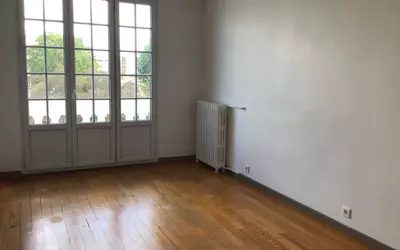 Bois-Colombes (92270)