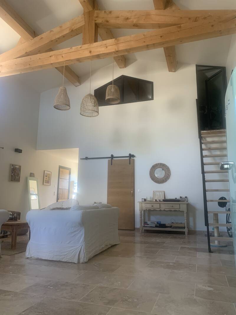 Cabrières-D'avignon (84220)