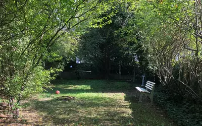 Rare À Montreuil Grande Maison Sur Jardin Arboré