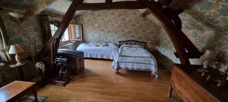 Villeblevin (89340)