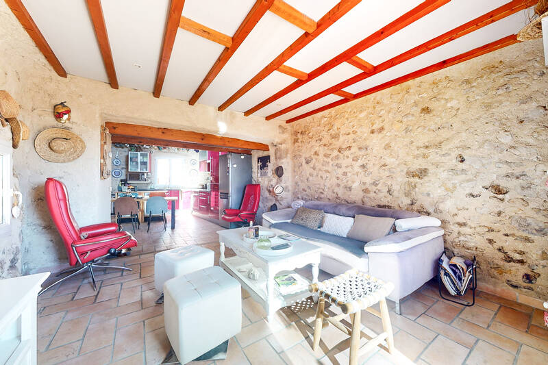 La Tour-D'aigues (84240)