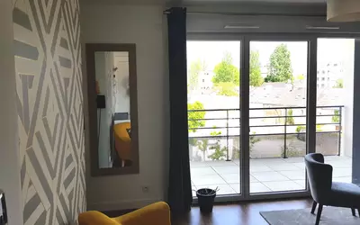 Nantes (44000)