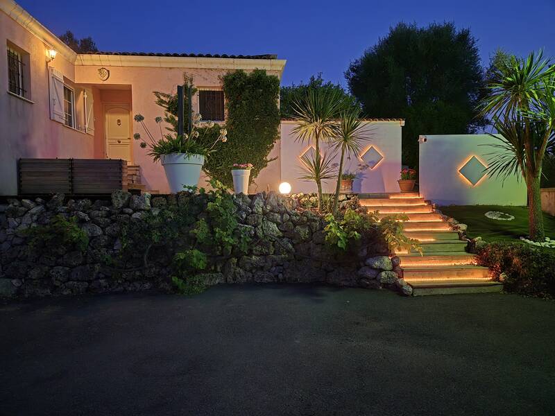 Biot (06410)