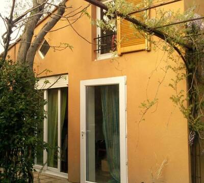 Location appartement studio Les Angles (30133)