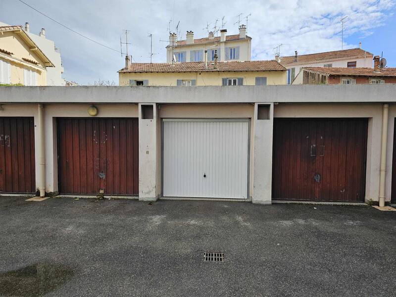 Cannes (06150)