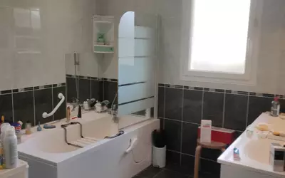 Mizérieux (42110) + Terrain 1650 M²