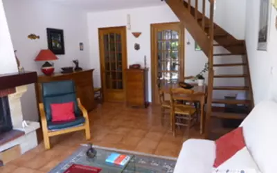 Saint-Cyr-Sur-Mer (83270)