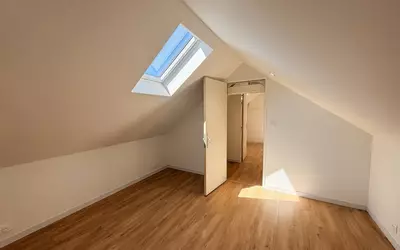 Maison 4 pièces 115 m² · à Bourges · 114,6 m² · 198 000 €