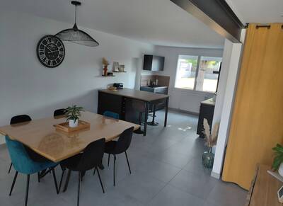 Vente maison 6 pièces Saint-Pierre-des-Échaubrognes (79700)