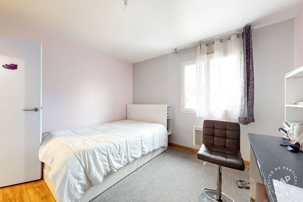 Maison 325.000&nbsp;&euro; 97&nbsp;m² Rubelles