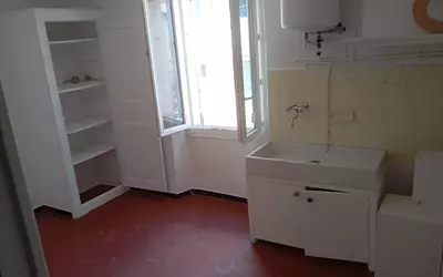 Toulon (83000)
