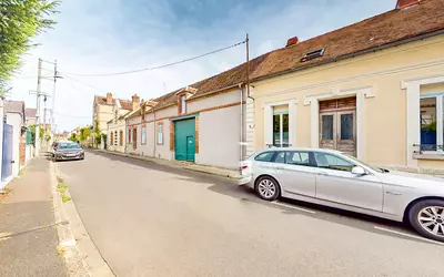 Sens (89100)