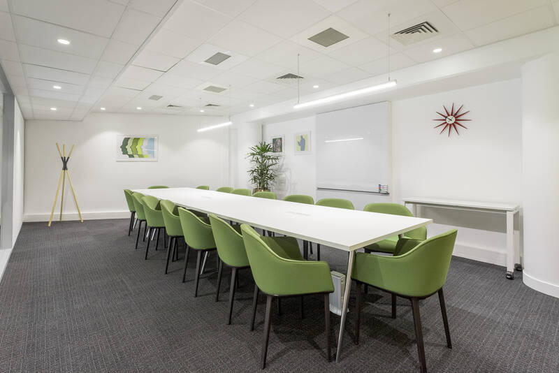 Bureaux, local professionnel Lyon 7E - 45&nbsp;m² - 2.676&nbsp;&euro;