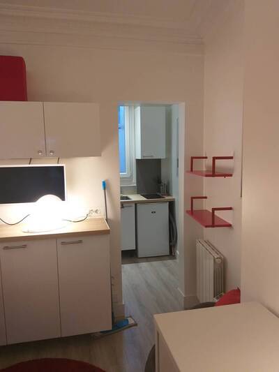 Location appartement studio Paris 7e
