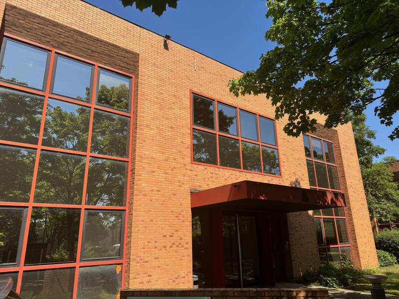 Bureaux, local professionnel Villepinte (93420) - 129 m² - 2.150 €