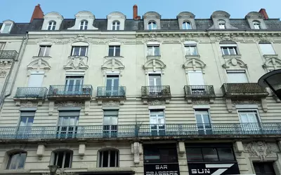 Angers (49000)