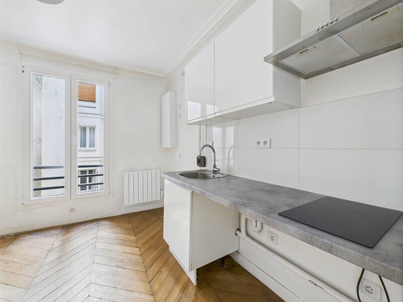 Paris 9E