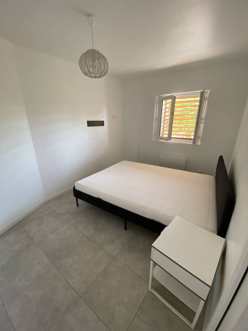 Saint-Cyr-Sur-Mer (83270)