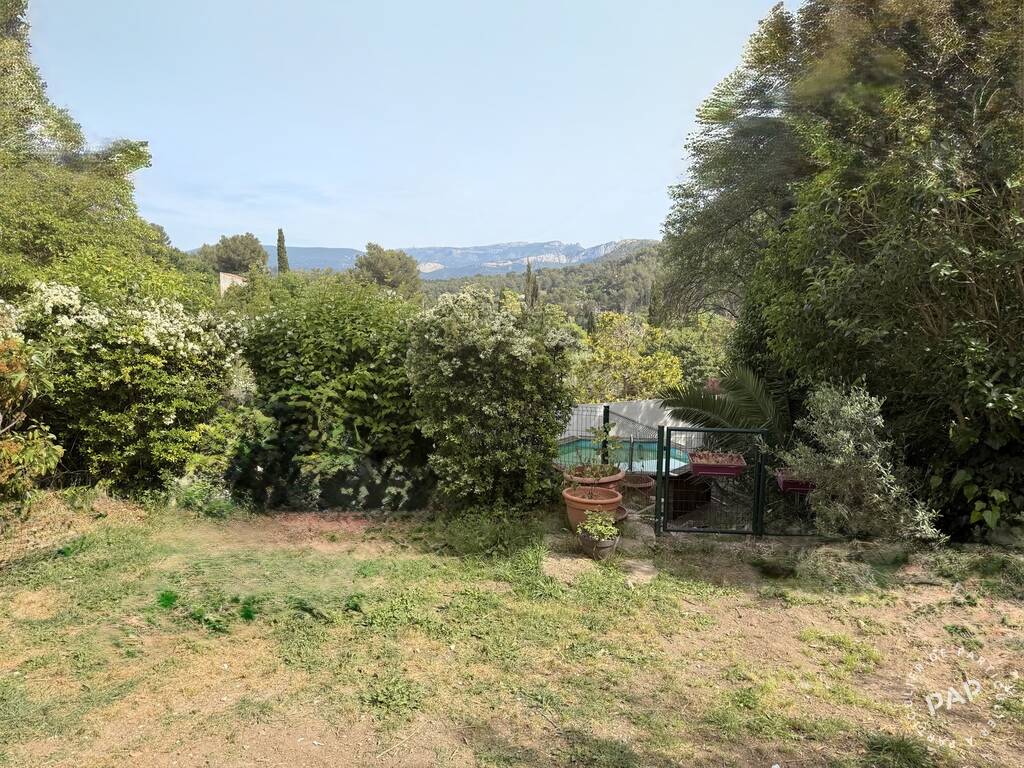 maison à Peypin
