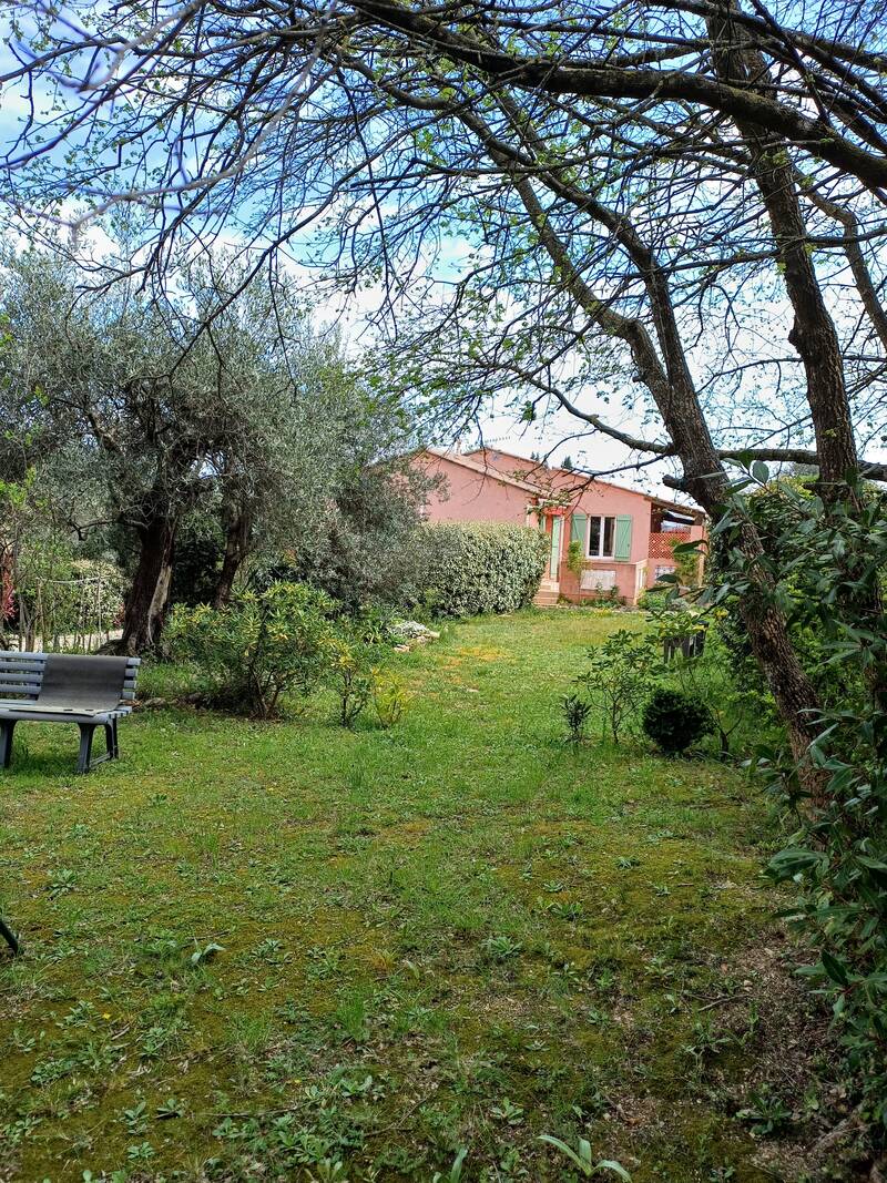 Saint-Paul-En-Forêt (83440)