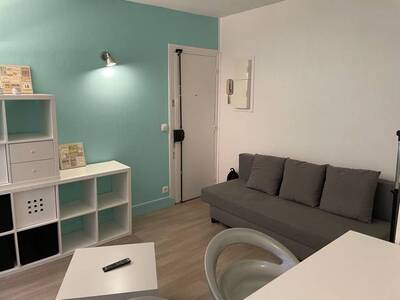 Location appartement studio Paris 17e