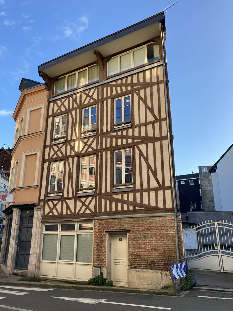Rouen (76000)
