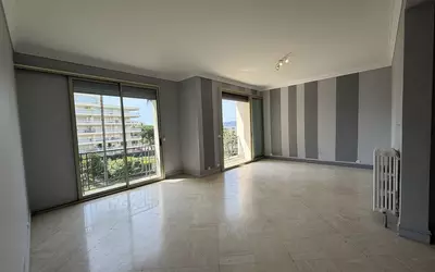 Cannes (06150)
