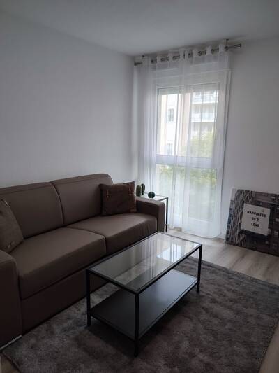 Location appartement studio Courbevoie (92400)