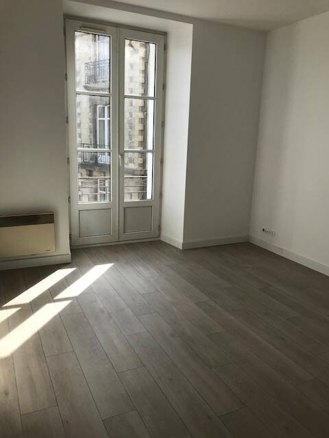 Nantes (44000)