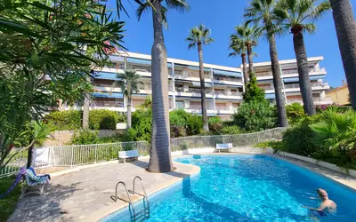 Cannes (06150)