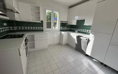 Chantilly (60500)