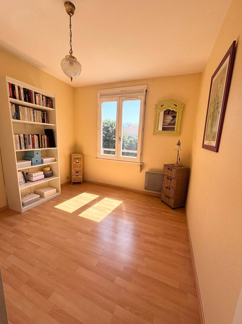 Grenoble (38000)