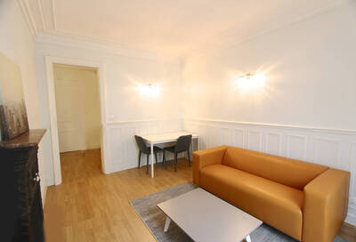 Location appartement 2 pièces Paris 18e