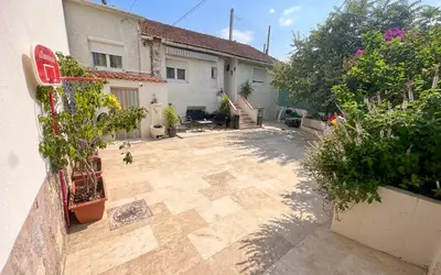 Toulon (83000)