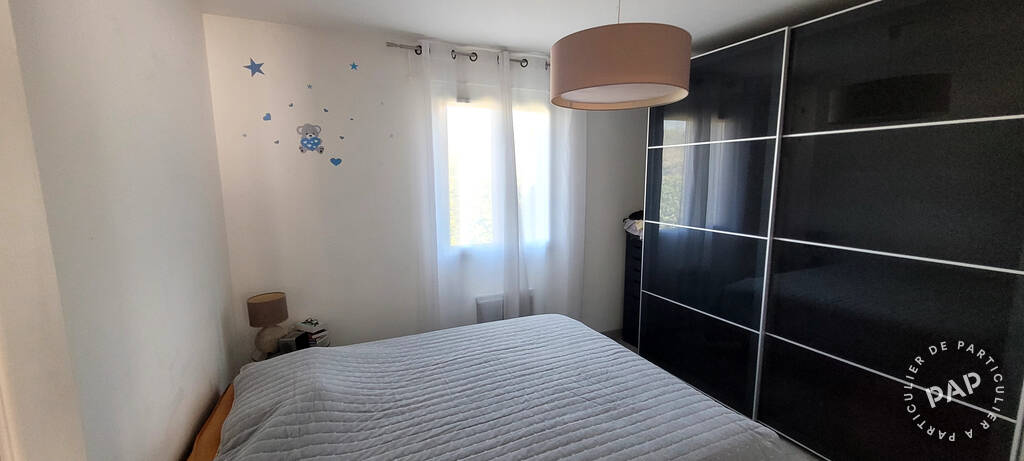 Maison 1.825&nbsp;&euro; 93&nbsp;m² Paradou (13520)